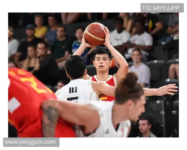 方硕的篮球之路：从青涩新秀到CBA明星的成长历程与奋斗故事